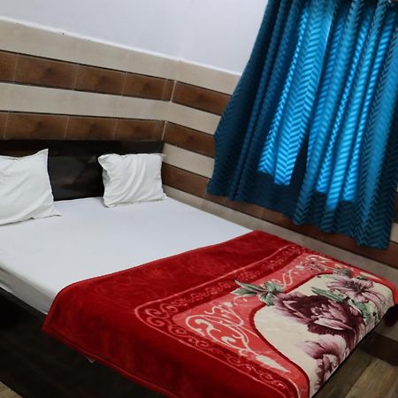 K.D.Dham Near Prem Mandir1 Hotel Vrindāvan Exterior photo