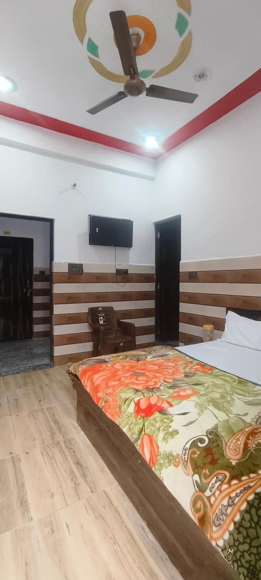 K.D.Dham Near Prem Mandir1 Hotel Vrindāvan Exterior photo