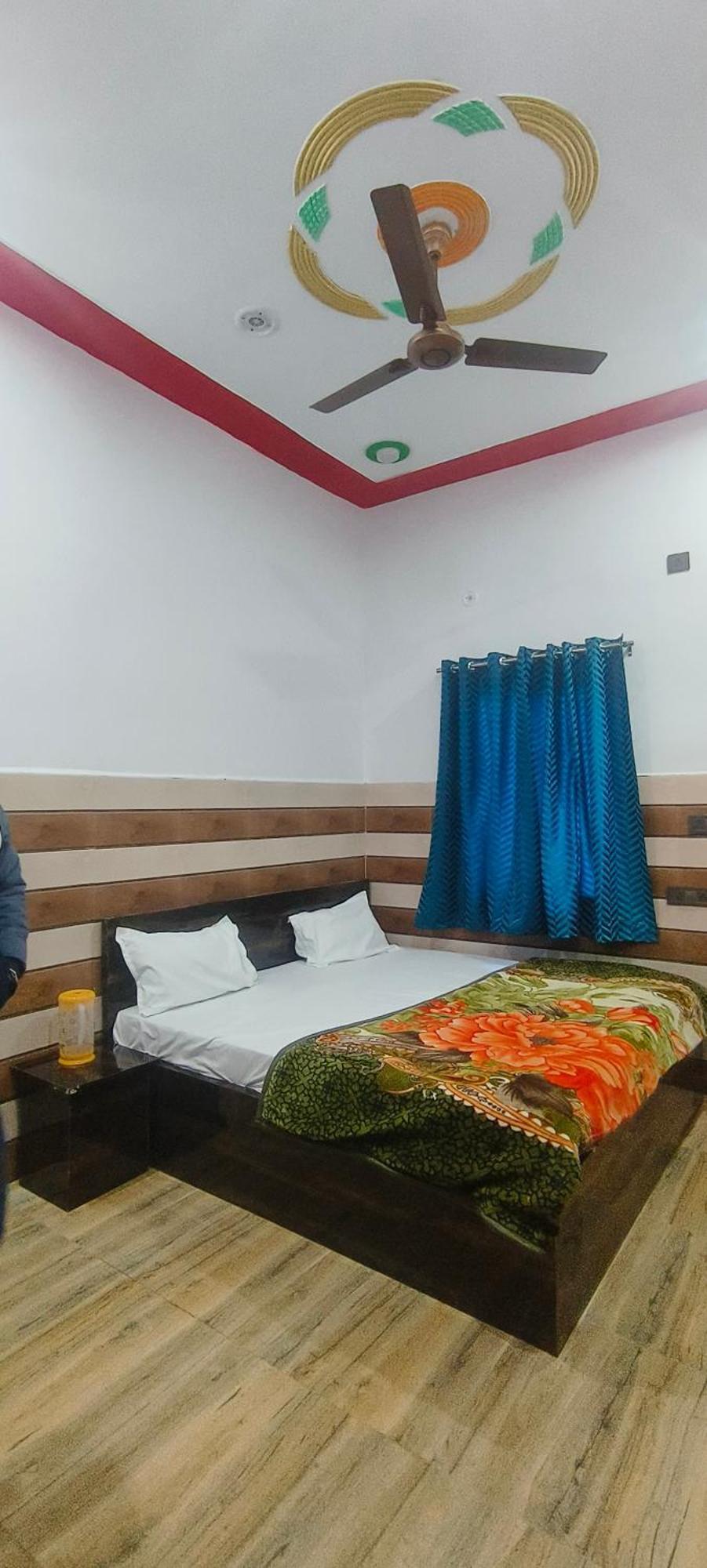 K.D.Dham Near Prem Mandir1 Hotel Vrindāvan Exterior photo