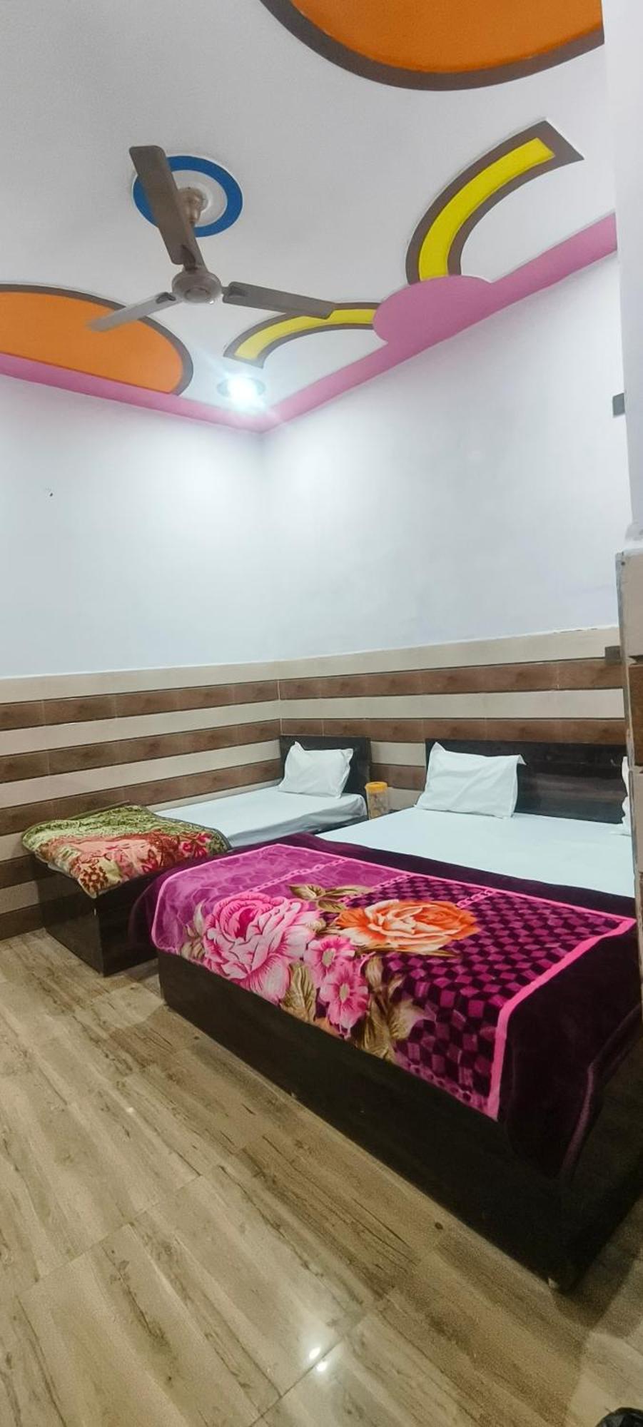 K.D.Dham Near Prem Mandir1 Hotel Vrindāvan Exterior photo