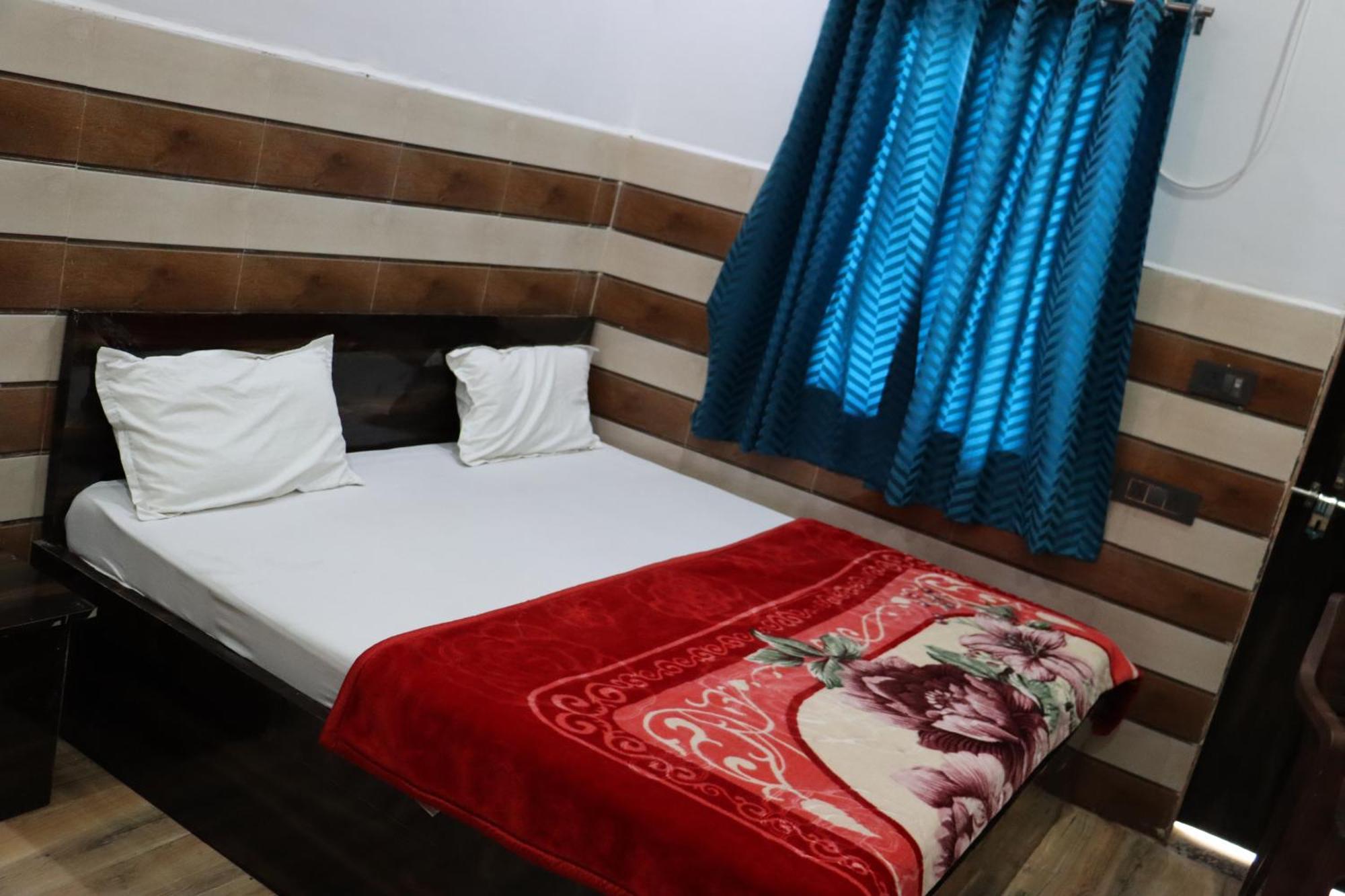 K.D.Dham Near Prem Mandir1 Hotel Vrindāvan Exterior photo