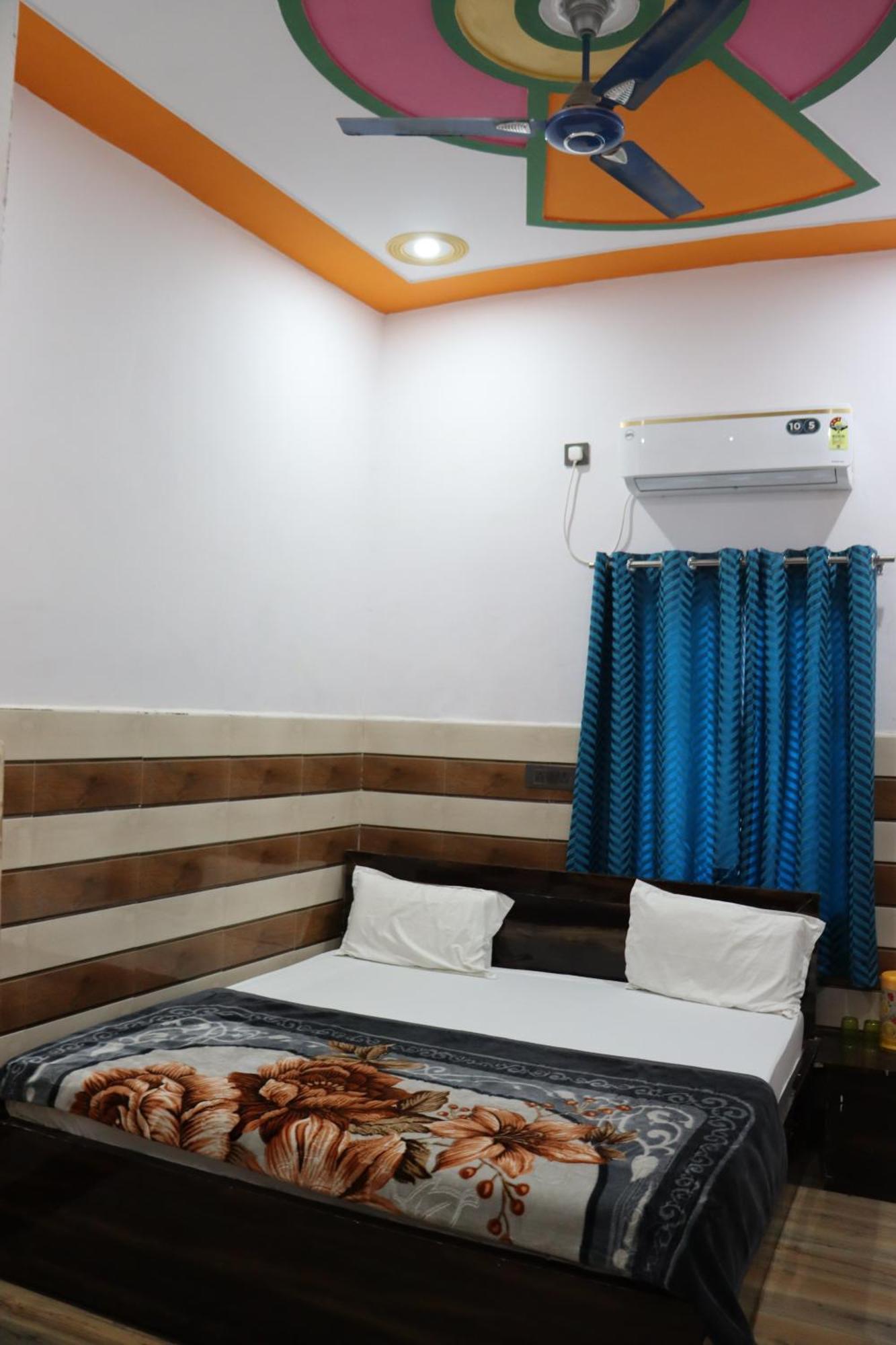 K.D.Dham Near Prem Mandir1 Hotel Vrindāvan Exterior photo